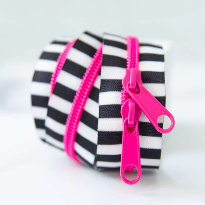 30 inch Black & White Zipper - Pink Pull - Stitch Supply