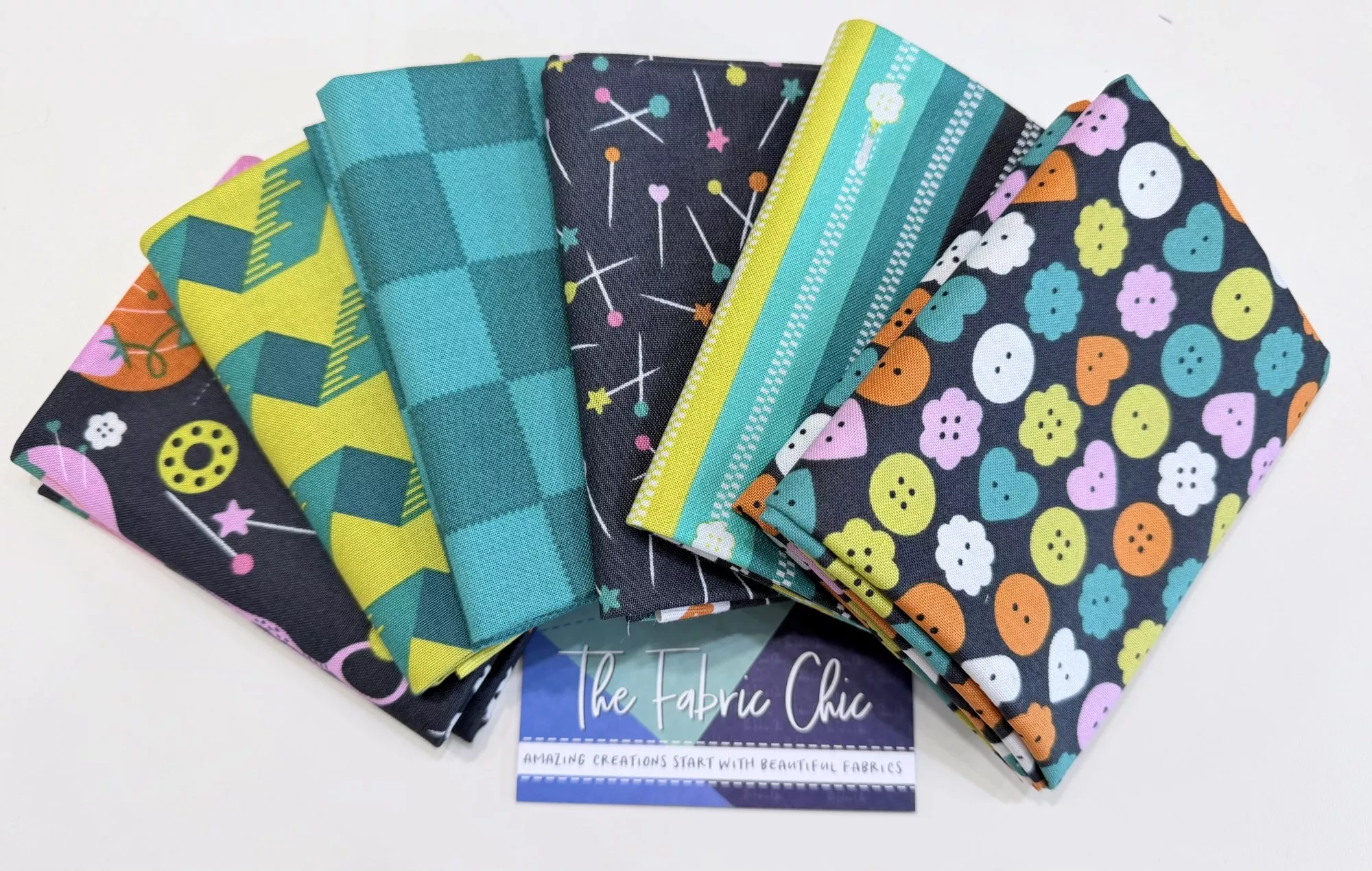 Bits & Bobs 6 FQ Bundle "DARK"