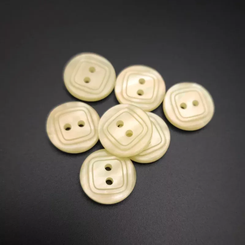 Buttons #321 -15 mm