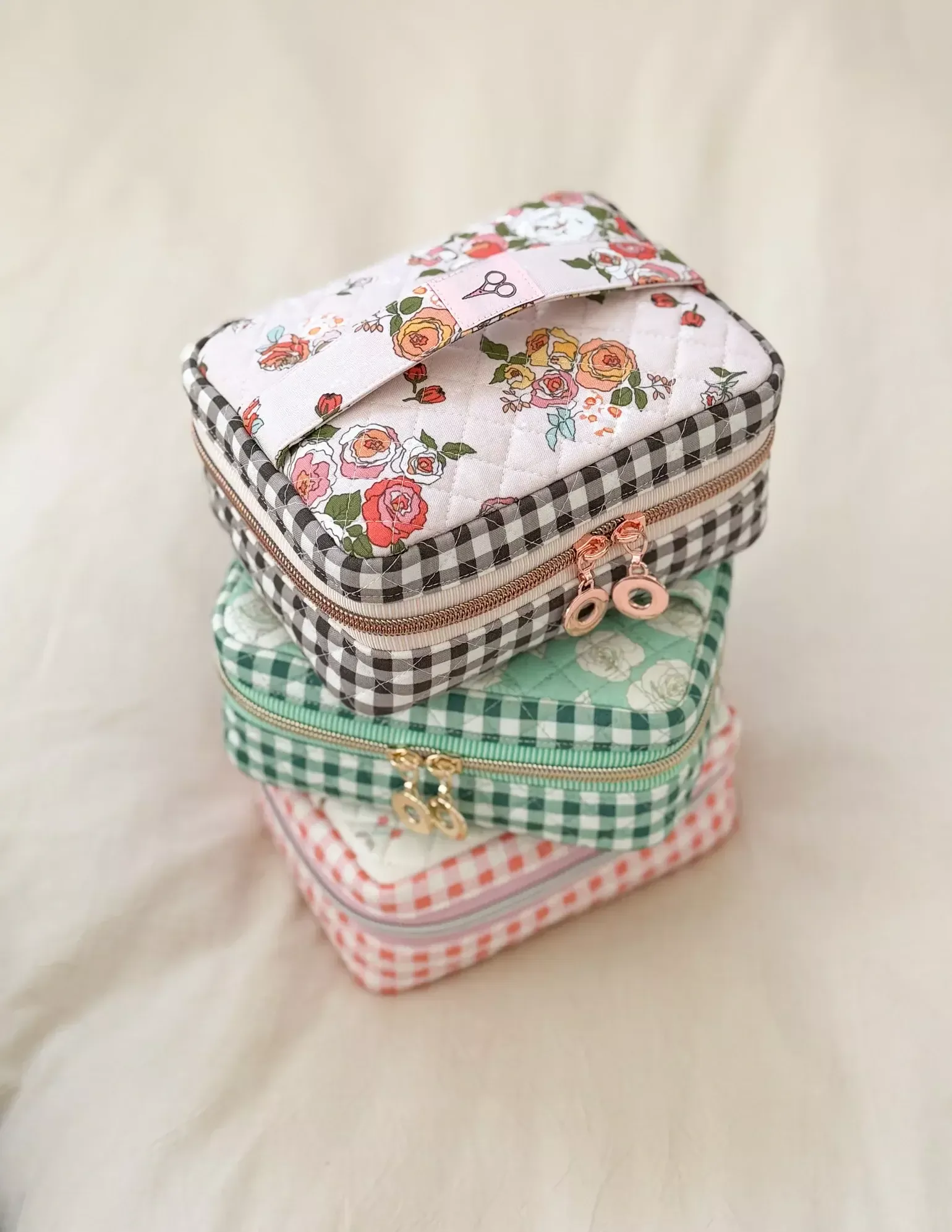 Daily Essential Pouch - Minki Kim