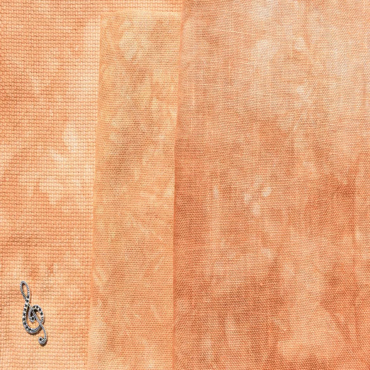 Doris – Fat Quarter | Linen | 46 ct