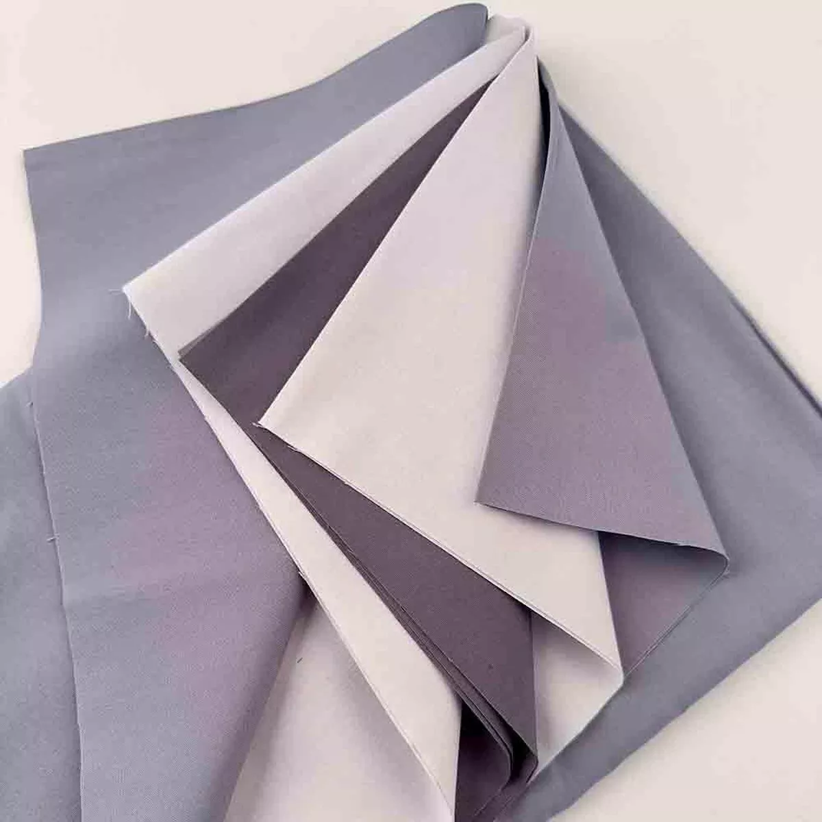 Kona Basic Builders – Shades of Grey – Yard Cut Bundle