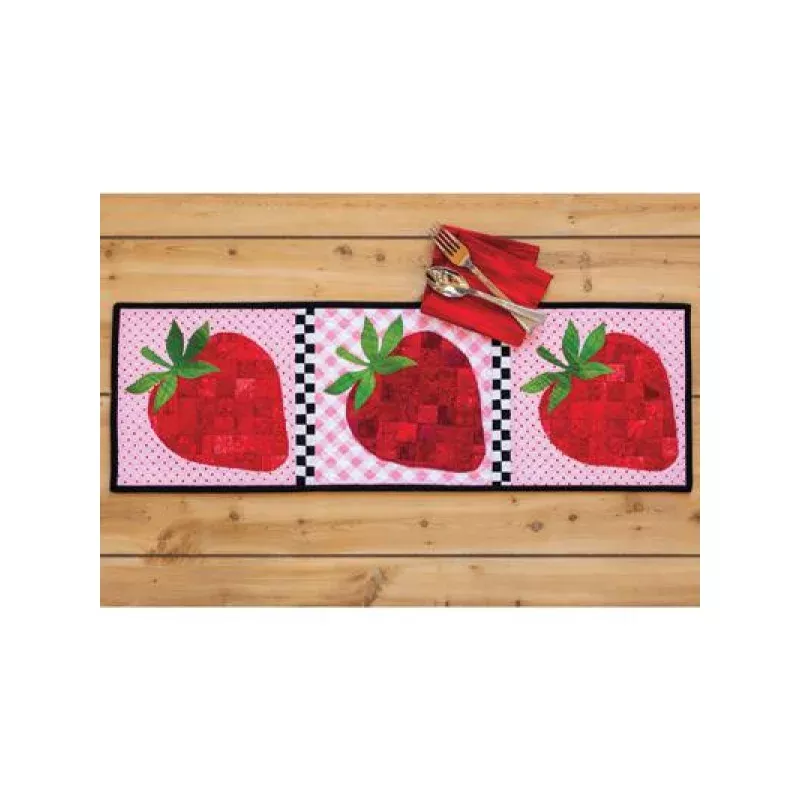 Patchwork Table Runner Strawberries Pattern