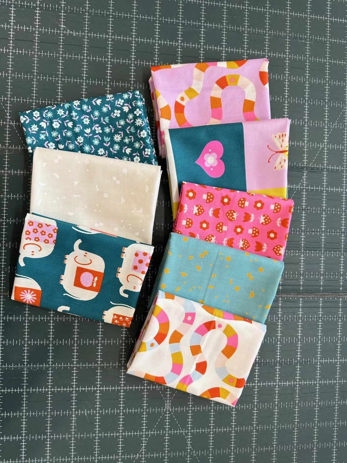 Ruby Star Picture Book 8 FQ bundle