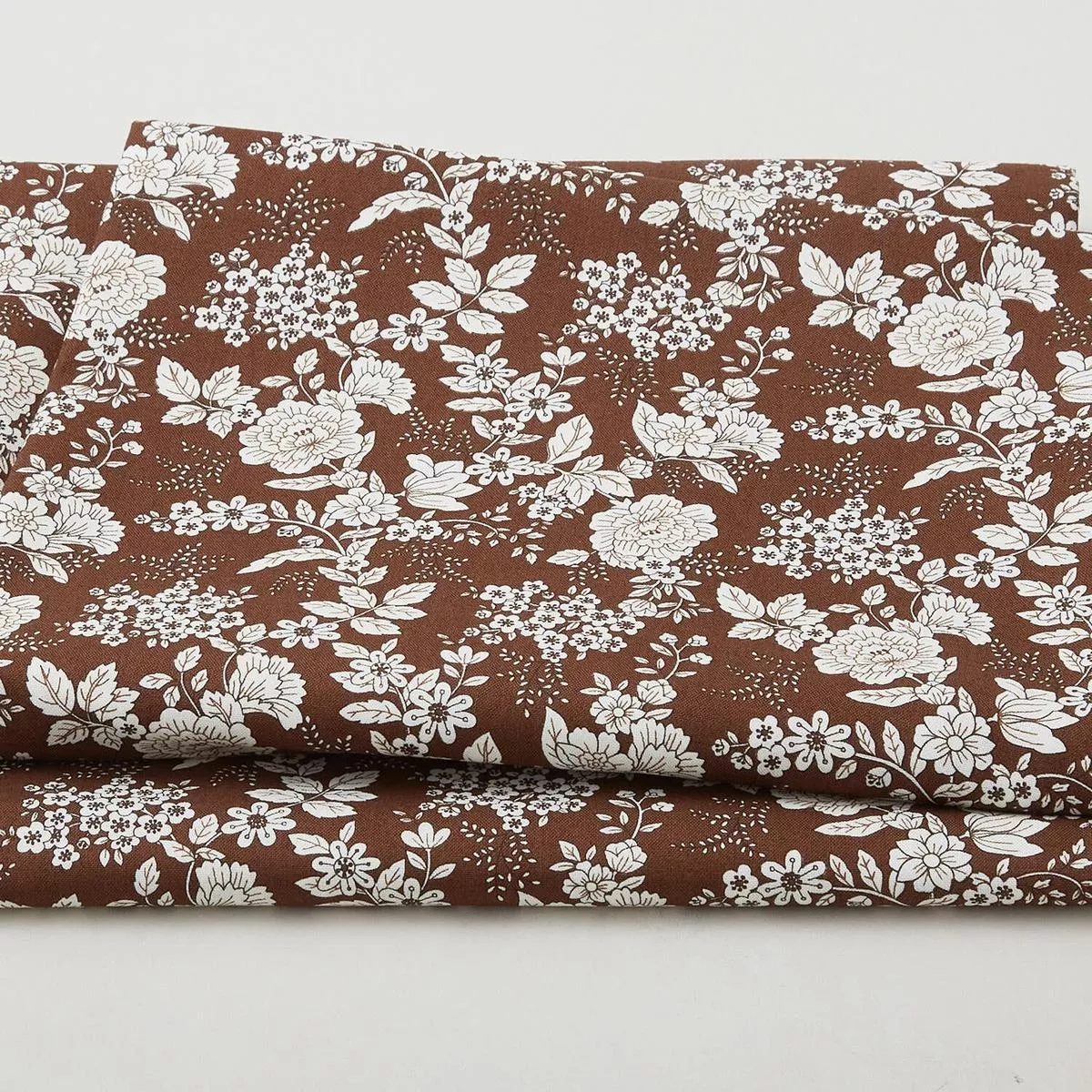 Tranquility – Floral Brown 3 Yard Cut
