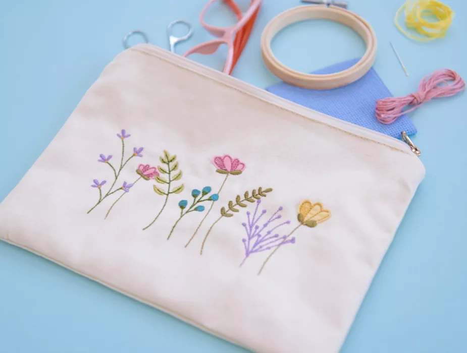 Zipper Pouch Blank (Canvas) Large/Cream (Kimberbell)