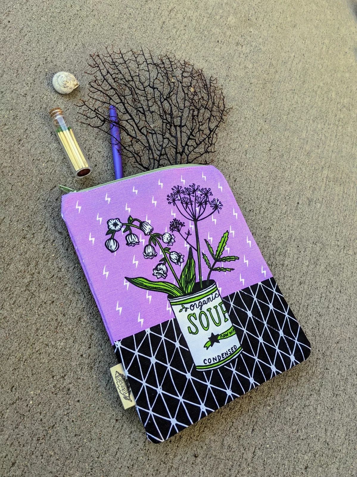 Zippered Pouch - Pretty Poison - ilikesara